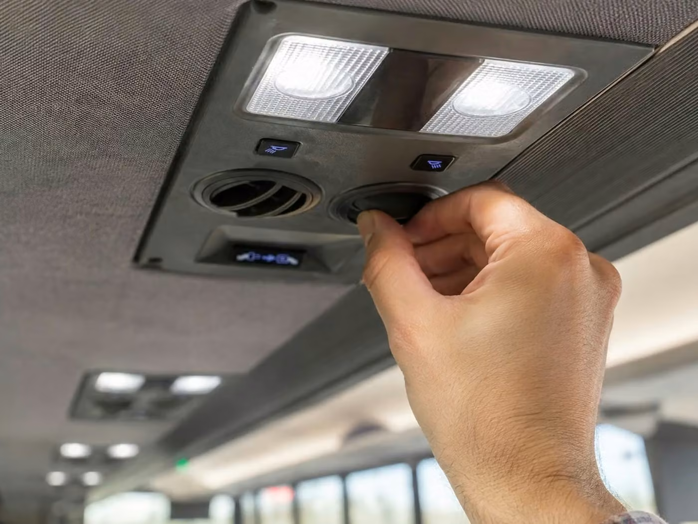 dalton 56 passenger charter bus air conditioning