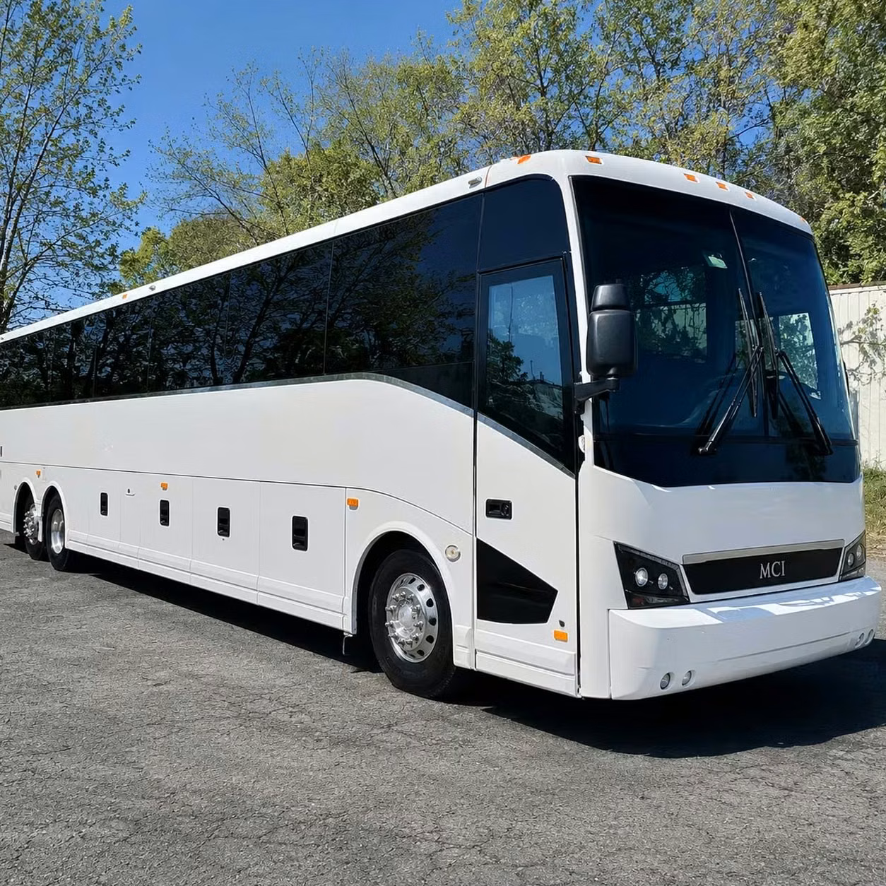 dalton bus rentals for corporate meetings and team dinners