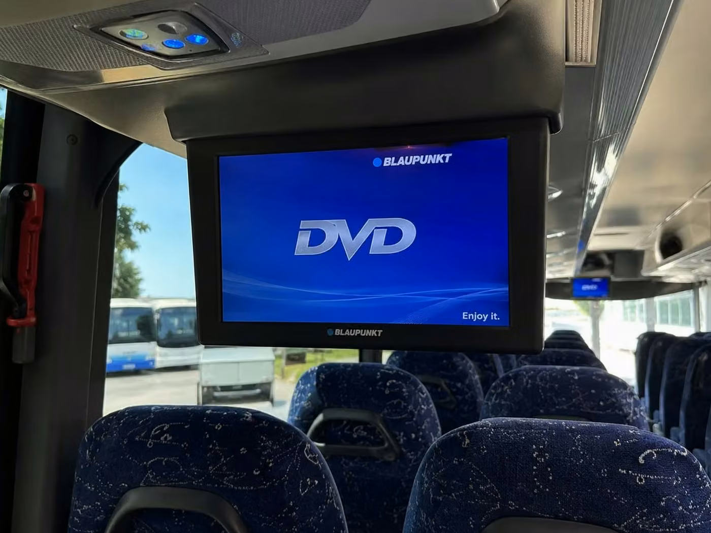 dalton charter bus tv monitors